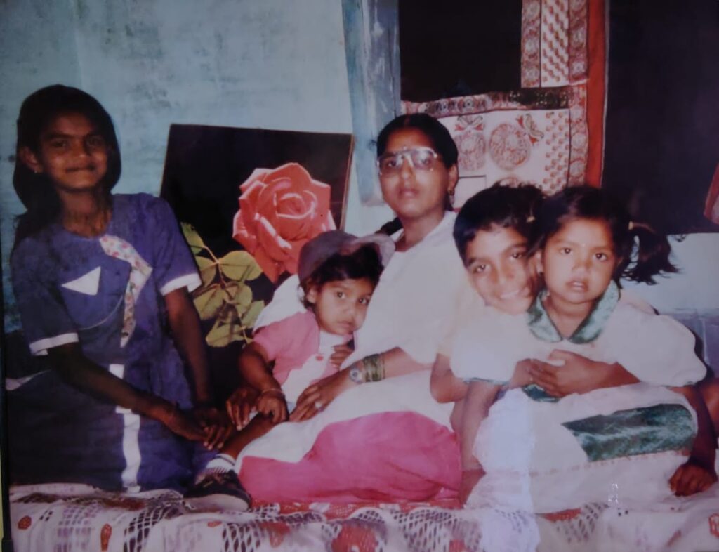 Family pic - Gaurav Sinha, Indian Writer gauravsinhawrites.in